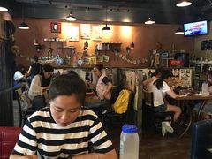 等位区-青松大叔的店(东财店)
