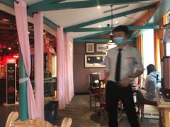 -沪小胖小龙虾(淮海中路旗舰店)