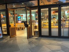 门面-Dough&Joe团憩(瑞虹天地月亮湾店)