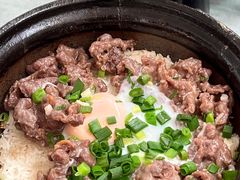 -容里煲仔饭(利丰北路店)