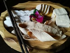 -滇釜火锅·能喝汤的火锅(车公庄店)