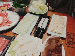 -年巴羊肉铺老铜锅(梅江店)