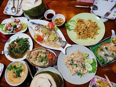 -Jungle Kitchen