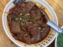 -杨三娘跷脚牛肉(羊子山西路店)