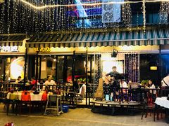 -刘姐啤酒鱼民族演艺餐厅(西街总店)
