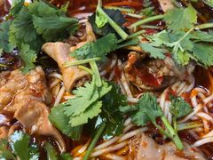 香蒜肥肠面-杨大叔爱面子·四川小吃(岗头店)