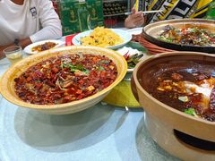 -李家猪蹄融合菜馆(河松街店)