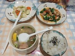 -悦芽照护月嫂+育儿嫂(杭州店)