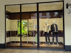 -王府井奥莱临潼小镇(临潼店)