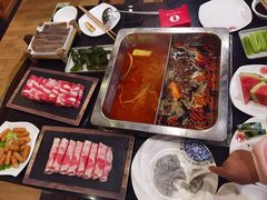 -百年川椒重庆老火锅(光谷店)