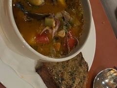 -卡佩罗意大利餐厅及酒吧Al Cappello Trattoria
