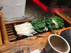 -东巴人鱼豆花火锅(幸福街店)