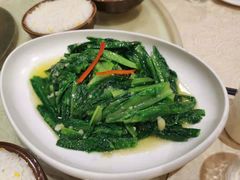 豆豉鲮鱼炒油麦菜-石头咕(葵蓬店)