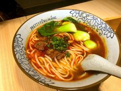 -俏凤凰(美林M·LIVE天地东座店)
