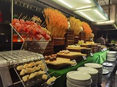 -唐拉雅秀酒店-西锦汇空中BBQ·思创餐厅