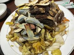 -菌之家·专业纯野生菌火锅·特色炒菌