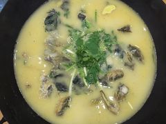 -岩泊渡桂鱼楼活鱼馆