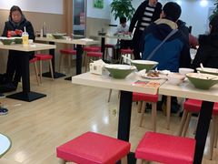 大堂-八卤粉面·西安刀削·绵阳米粉(三湘泗宝店)