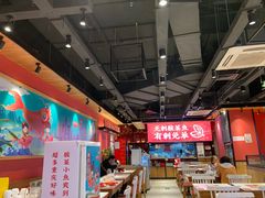 -渝是乎酸菜鱼·川渝小炒(新世界百货望京店)