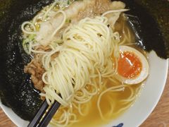 猪肉拉面-面屋 猪一