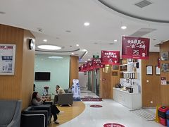 -雅悦齿科(顾村公园店)