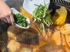 -木火铁锅炖鱼村(西落凤街店)