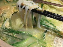 蒙自过桥米线-壹霖·洱语云南菜(方恒国际店)