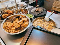 -松树干拌面店