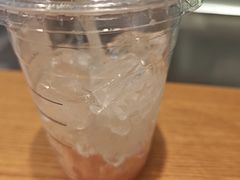-星巴克(上海虹桥新天地二店)