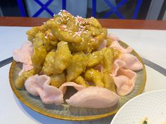 -雪乡人家东北菜·铁锅炖一切(高斯路店)
