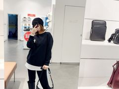 -百年港湾奥特莱斯(香炉礁店)