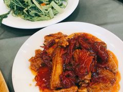 -沙龙酒家