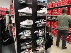 -NIKE上海青浦优选体验店