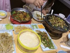 -宏状元现熬粥·京味菜(三里河店)