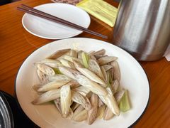 -莲餐厅·湖北菜·潜江小龙虾店(愚园路店)