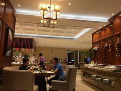-南湖名都·景湖轩全日制餐厅·海鲜自助·东南亚风味·临湖而食