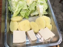 -超越炭火牛蛙火锅鸡(河东店)