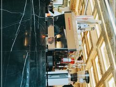 -玲婧胡同·生日蛋糕·餐厅(嘉里城店)