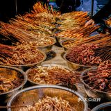 成都旅游必吃！人均25r的钵钵鸡天花板