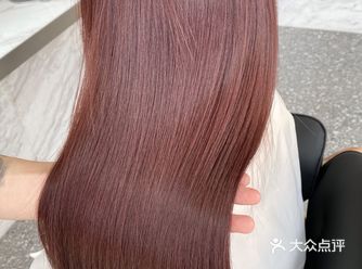 做多了棕色系的颜色 已经渐渐提不起兴趣了