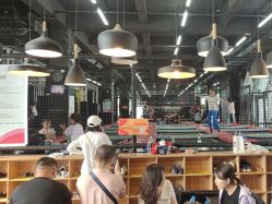 -零重力蹦床空间·滑梯·海洋球·团建(奥特莱斯店)