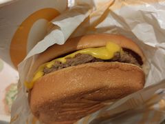 -麦当劳(中山公园龙之梦店)