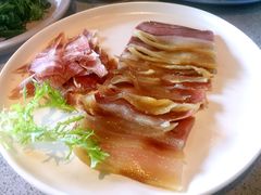 低温无量山火腿-半山腰·云南菜(侨福芳草地店)
