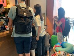 -星巴克(香港国际机场44号闸店)