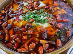 水煮鱼大份-易老妈蹄花.特色川菜(人民公园总店)