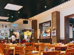 大堂-申德勒加油站餐厅(三里屯北小街店)