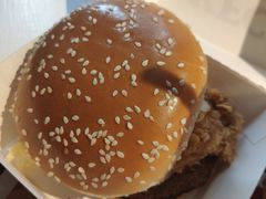 -肯德基(中纬店)