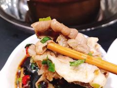 -楼外楼大刀肉传统火锅(西安大路店)