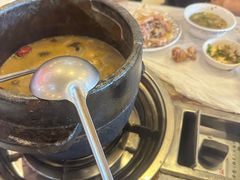 -鲁朗纳麦石锅鸡庄园