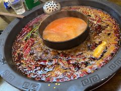 -黄潇洒老火锅(九眼桥宏济巷店)